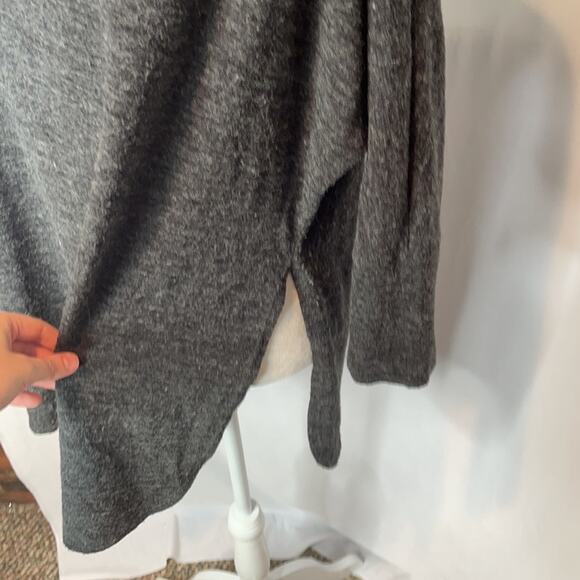 Ezra grey cowl neck long sweater - Picture 5 of 8